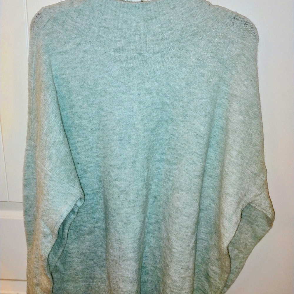 Mud Pie Grey/Green Oversized Plus Sweater New With Tag One Size - Picture 6 of 8
